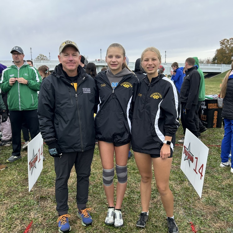 Outstanding job at Regionals!🏅 We’re so proud of our qualifying cross country athletes for an amazing showing at the OHSAA Regional Meet! ⚫️🟡 It takes tremendous dedication, hard work, and heart to compete at this level. 🌟 Way to go! 