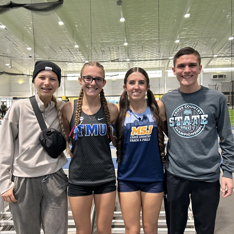 Great day supporting our alumni athletes! 🌟🪽 Coach McHenry, Lydia, and Mason traveled to Mount St. Joseph University to cheer on Georgetown graduates Savannah Faught and Ariel Riddle at their indoor track meet.
