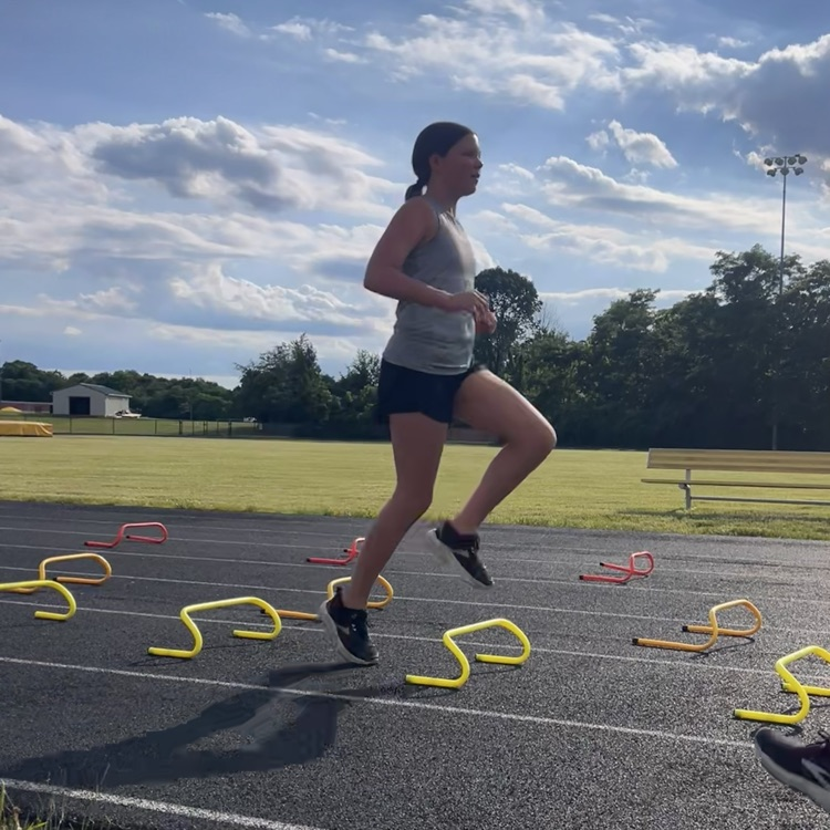 Night 2 of Running Camp featured a run on the Vern Hawkins Cross Country Trail, discussions on proper running form and the importance of strength training, and a true cross country workout led by Makayla Florence! 