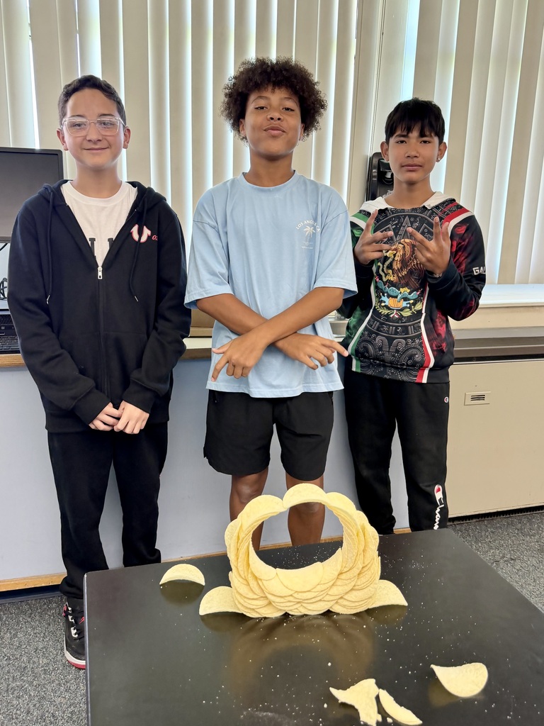STEM Pringle Stacking Challenge 