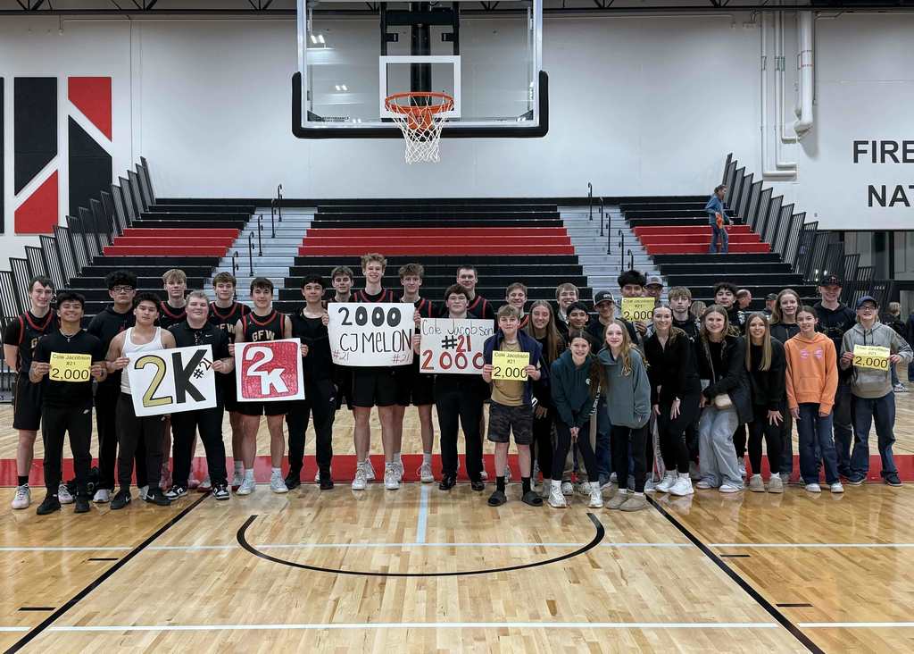 players celebrating 2,000 points