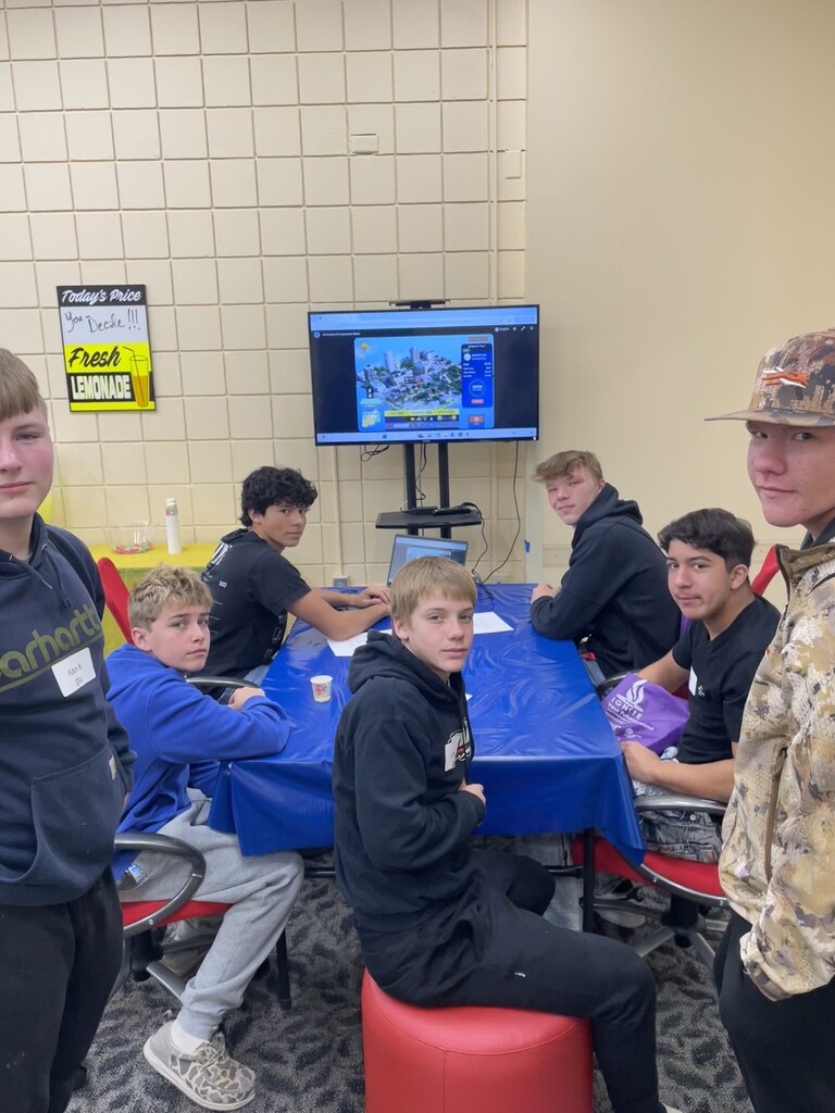 GFW sophomores enjoy Ridgewater College's IGNITE Your Future career exploration.