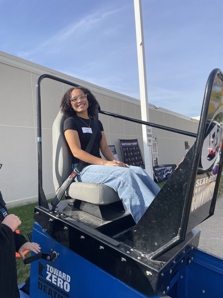 GFW sophomores enjoy Ridgewater College's IGNITE Your Future career exploration.