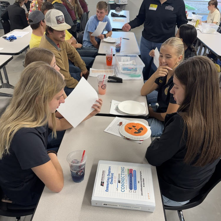 connecting chapters officer committee