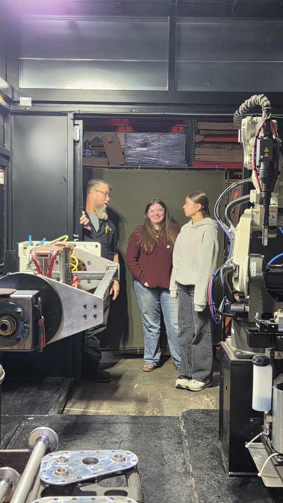 10th grade on Manufacturing Day Tours
