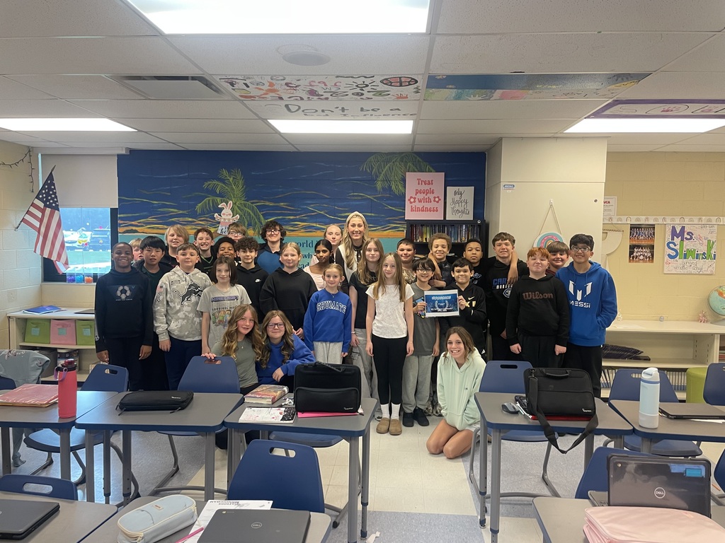 Ms. Sliwinski's Advisory class picture