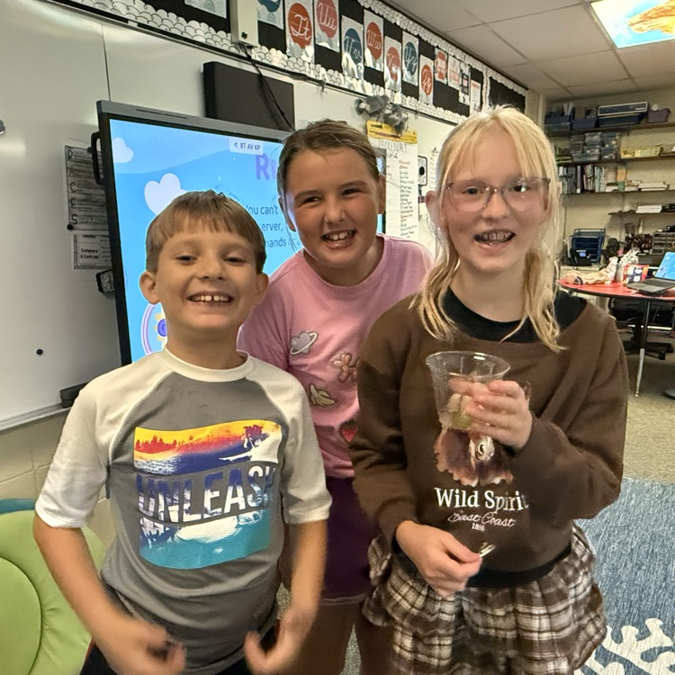 Students work together during a “Saving Fred” activity, using teamwork, communication, and problem-solving skills to rescue Fred without using their hands.