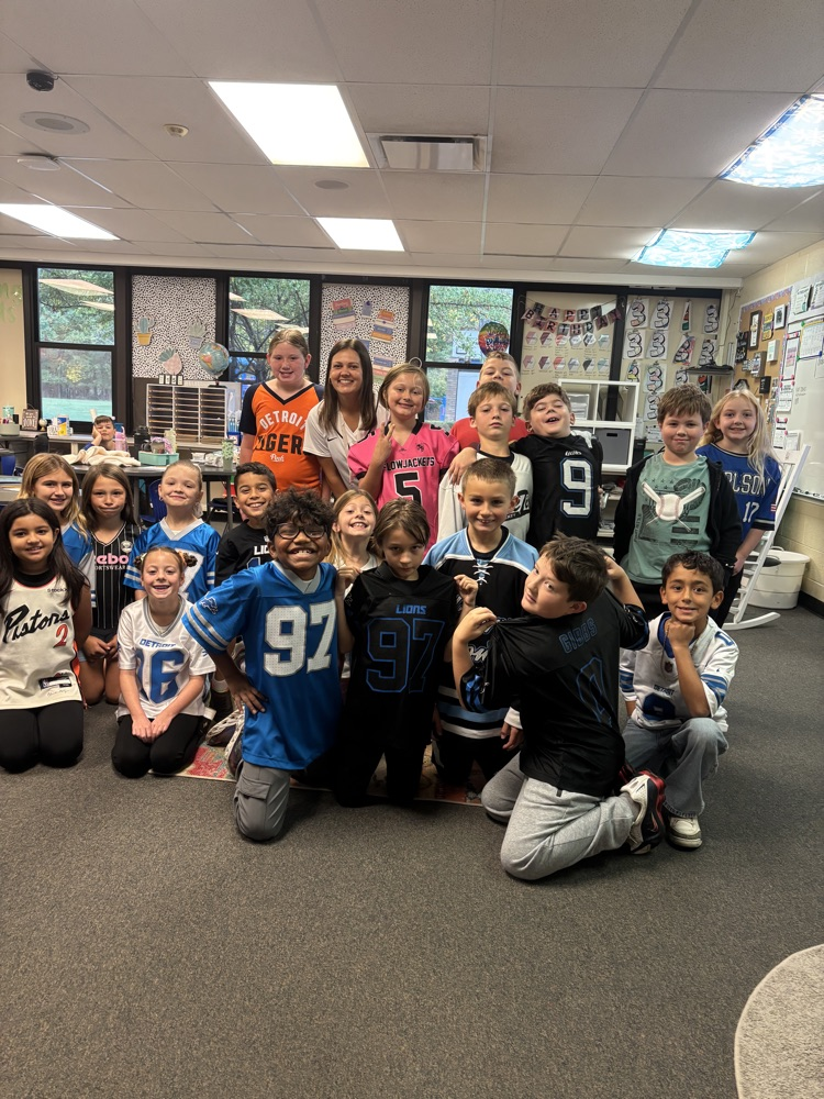 Students and staff show off their favorite sports teams and jerseys for Sports/Jersey Day during Spirit Week.