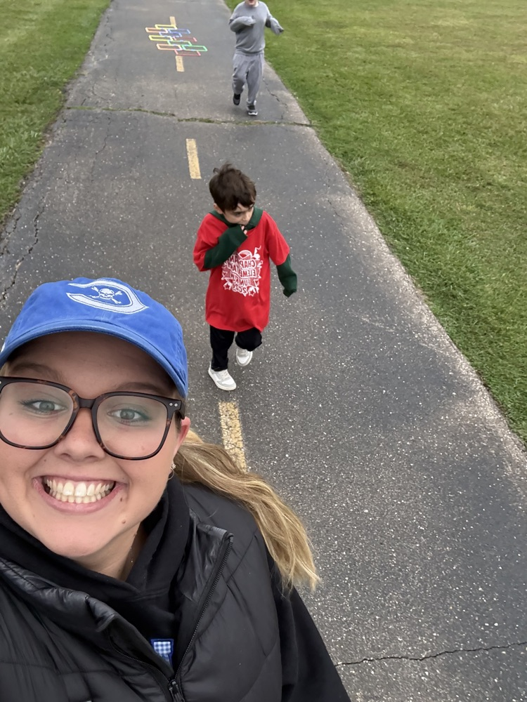 Students participating in Chapman’s Fun Run on Friday, running, walking, and cheering each other on. Thank you to our PTO for organizing such a fun event!
