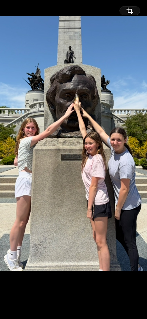 Seventh graders had a fantastic day visiting the Lincoln sites in Springfield.  