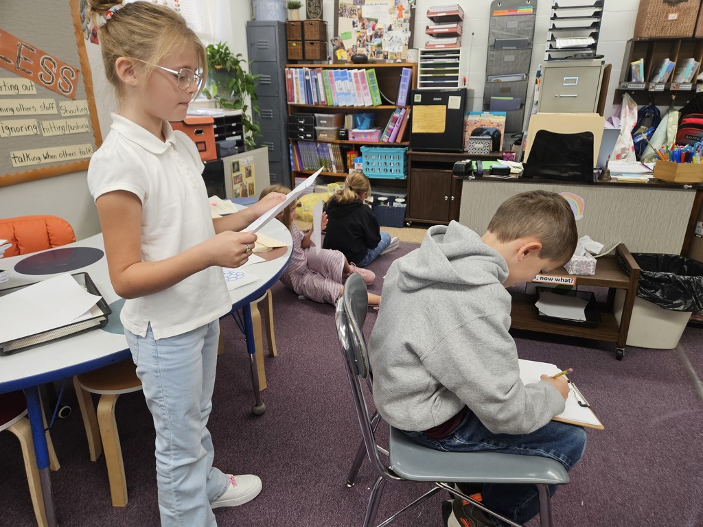 Riley and Cody cooperating and concentrating
