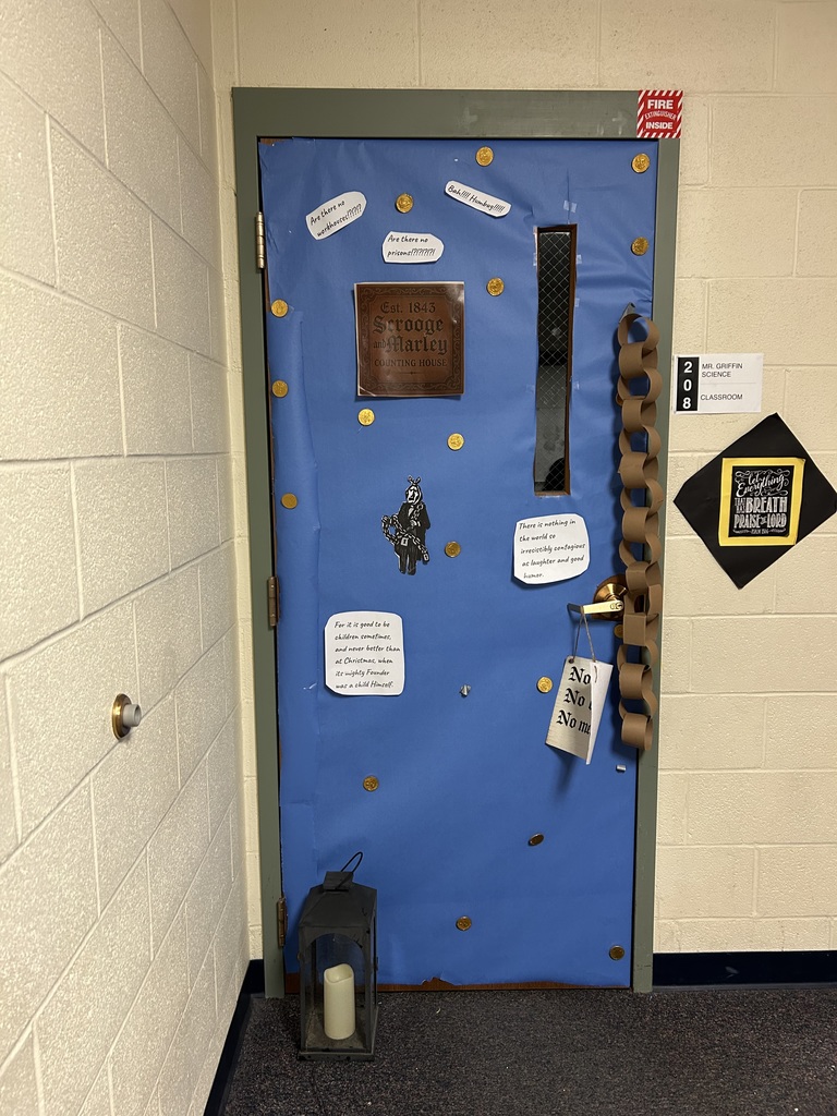 Door decorating contest 