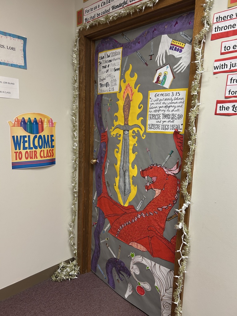 Door decorating contest 