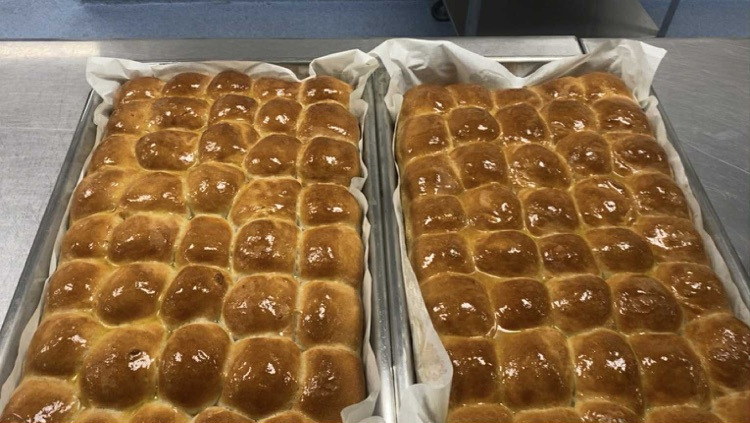 rolls lunch