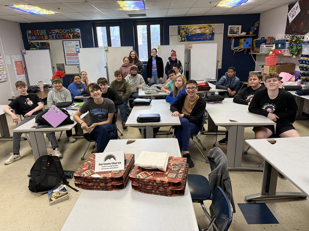 Mrs. McHenry's homeroom enjoying pizza