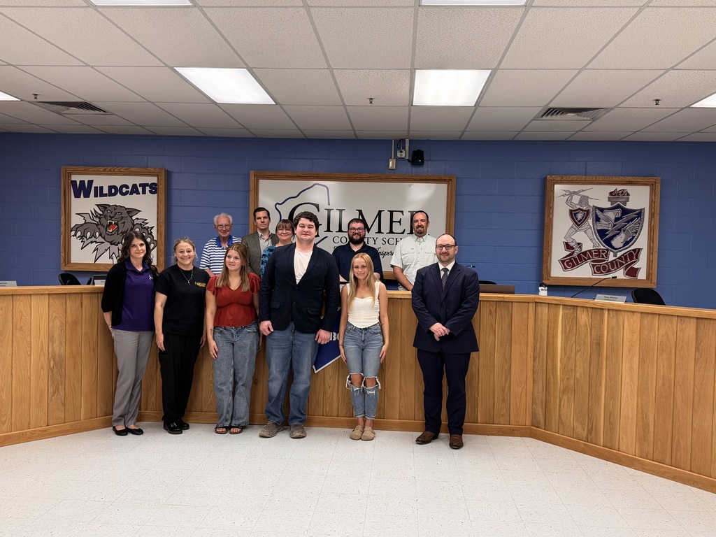 Board members and HOSA winners