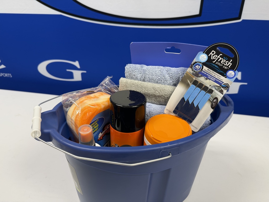 cleaning bucket picture with amenities to clean your car