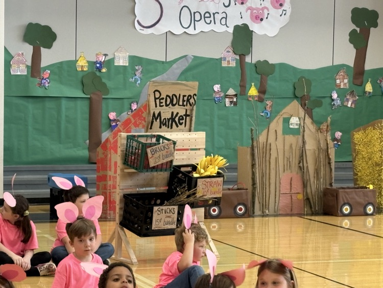 piggy opera