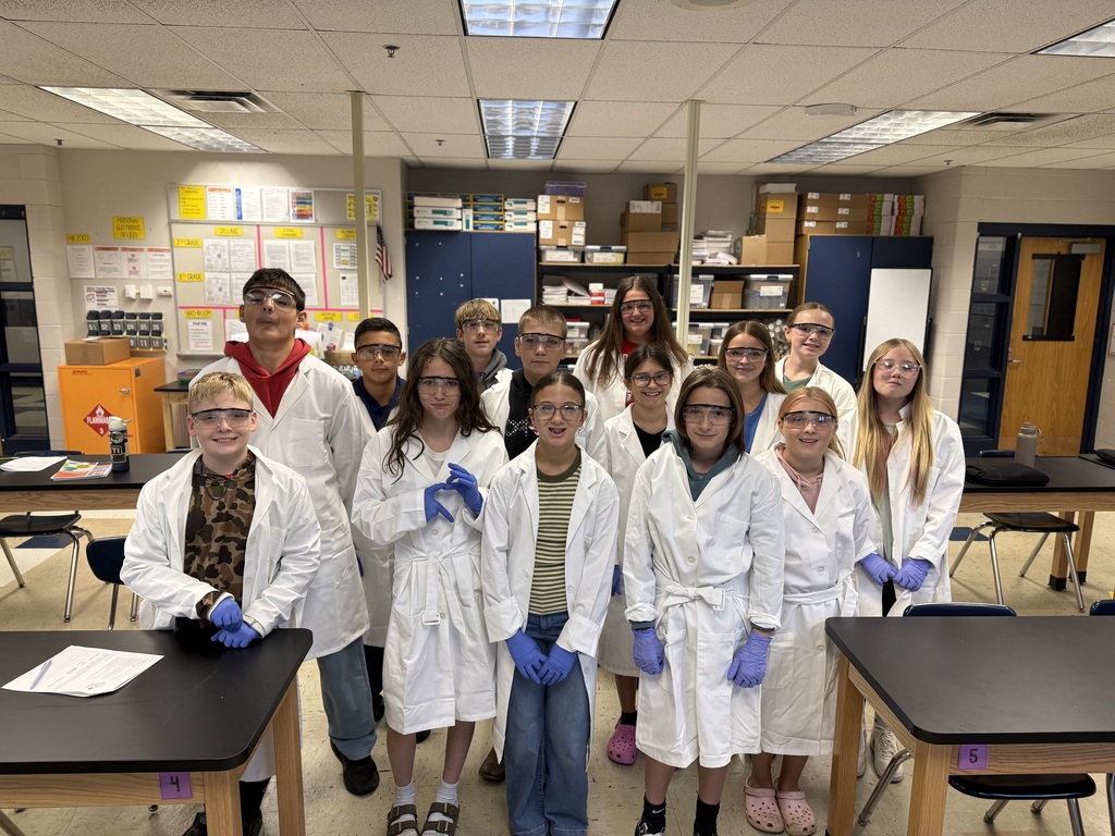 groups picture of young science students