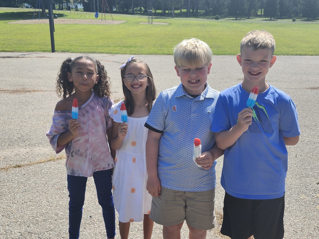 We enjoyed a bonus 3rd recess today with a treat that has 3 colors.