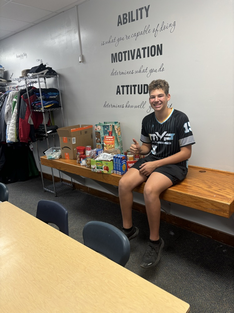 Filling holiday bags