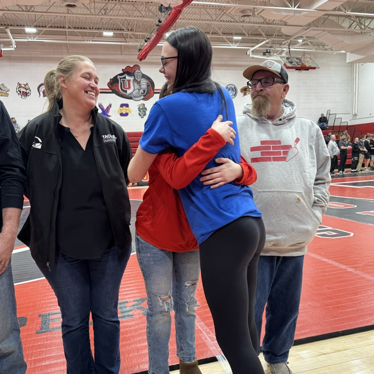 Lexi Umbaugh & Ella Wagner