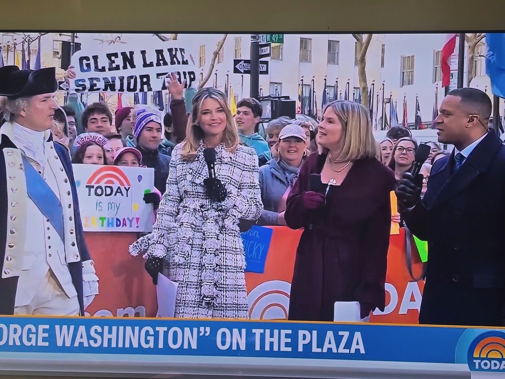 Look in the crowd!!!