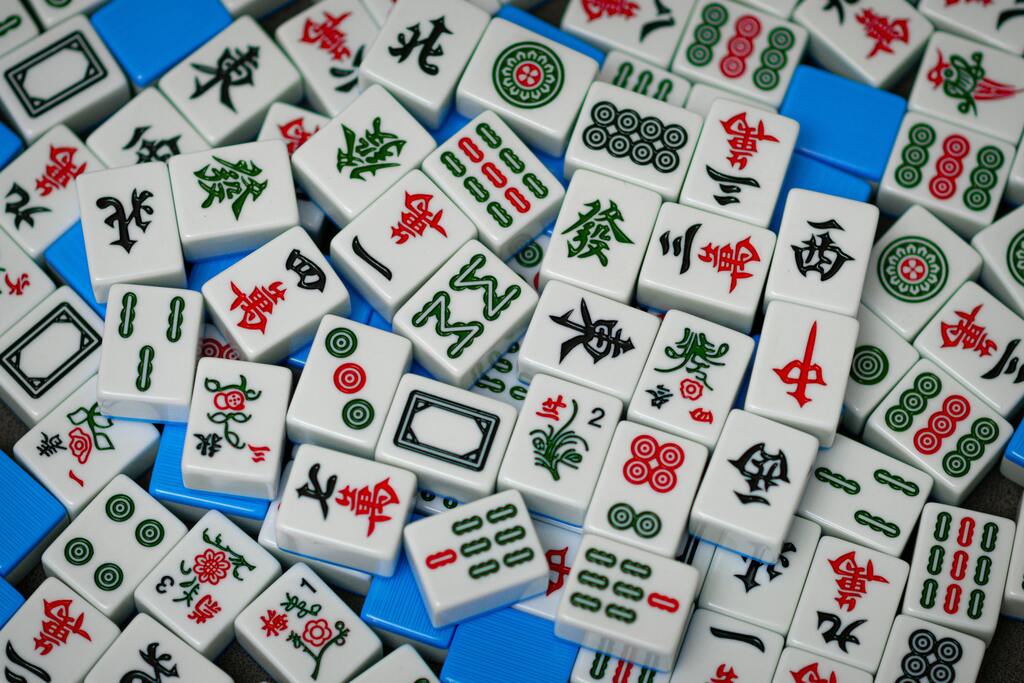 Mahjong tiles