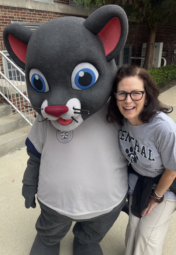 central cubby mascot