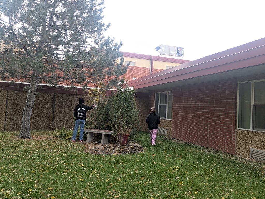 DCHS Key Club Trash Clean-Up #4