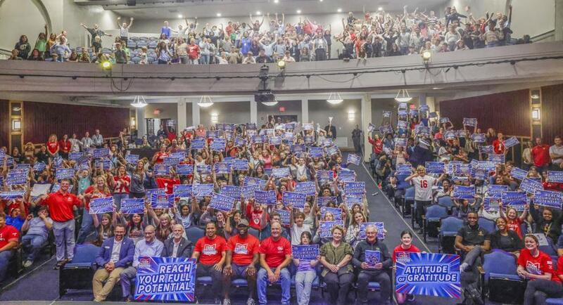 audience for Tressel visit