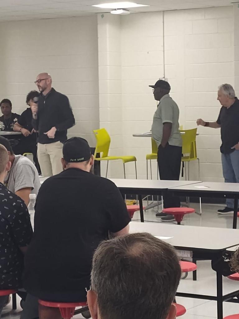 🥞💙 Yesterday’s All Pro Dad Breakfast was a wonderful celebration of the dads, stepdads, and father figures who make a positive impact in the lives of our students each day.  Thank you to everyone who joined us for a morning of connection, encouragement, and community. We appreciate the support, guidance, and love you provide both at home and at school!