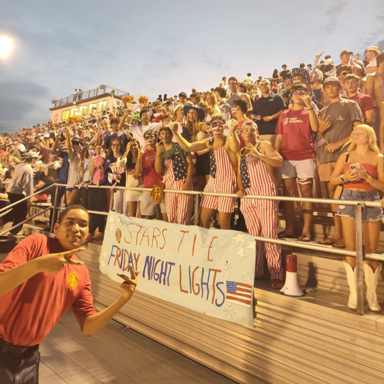 Stars, stripes, and Friday night lights! Duke Nation showed UP tonight. 🇺🇸🏈 #GoDukes