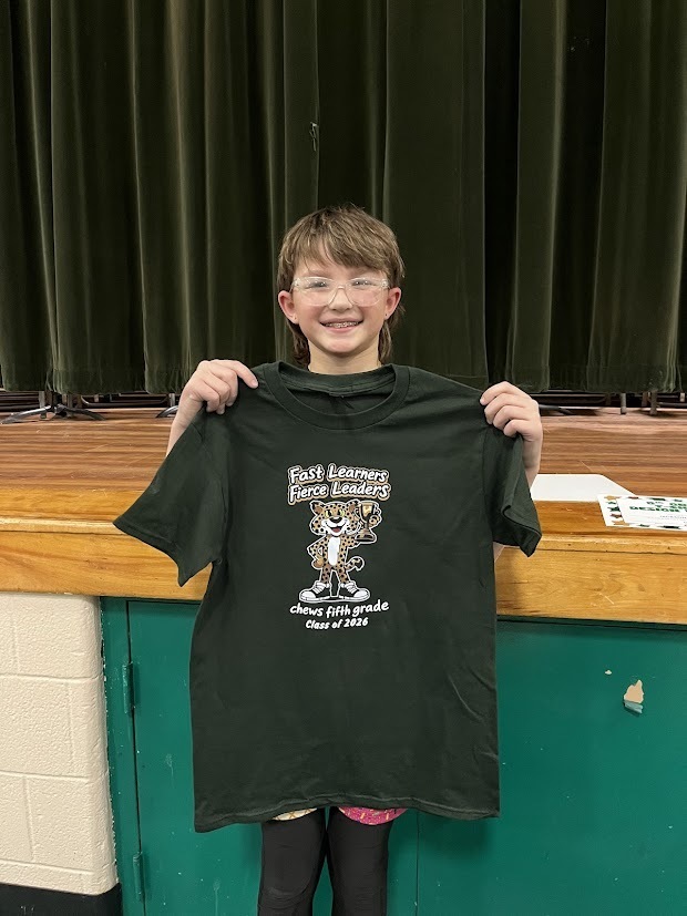 Photo of student with t-shirt