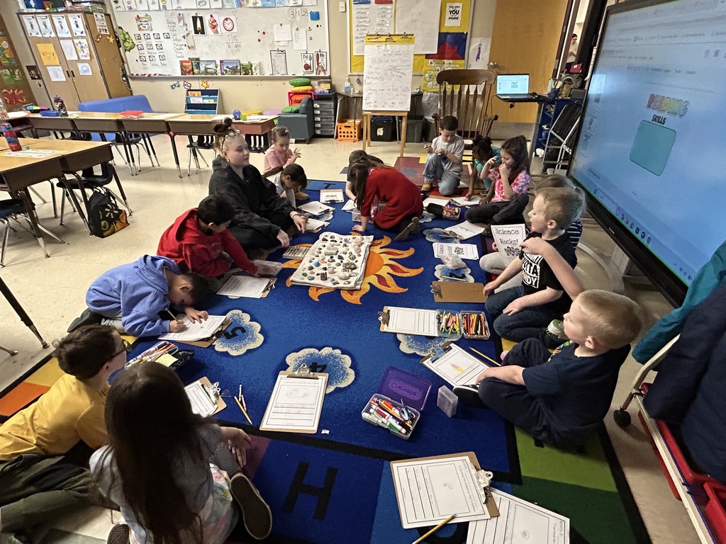 🌍🔎 Ms. Hughes' Scholars Dig Into Rocks! 🔎🌍  This week, Ms. Hughes' class wrapped up our History of the Earth unit by exploring rocks and minerals! 🏔️💎 Our young geologists examined igneous, sedimentary, and metamorphic rocks, discovering how they shape Earth's story. 🌎✨  A big shoutout to our scholars for their curiosity and enthusiasm! 🎉👏  #ScienceRocks 🪨 #GeologistsInTheMaking #MsHughesClass