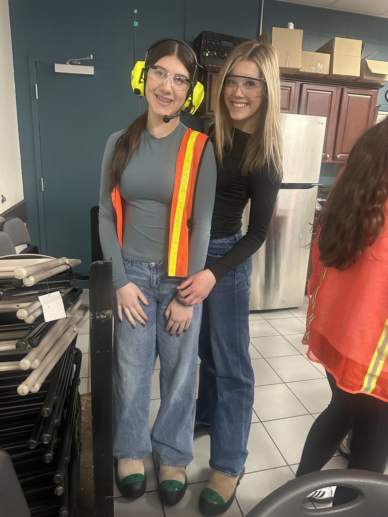 🚀🔧 FBLA Visits Ball Aluminum! 🔧🚀  Our FBLA scholars took a fascinating trip to Ball Aluminum in Saratoga to see manufacturing in action! 🏭✨ They learned how aluminum cans are made, from raw materials to the final product, gaining insight into innovation, efficiency, and sustainability in the industry.  A huge thanks to Ball Aluminum for the behind-the-scenes tour! 👏💡  #FutureBusinessLeaders #FBLA #ManufacturingMatters #HandsOnLearning