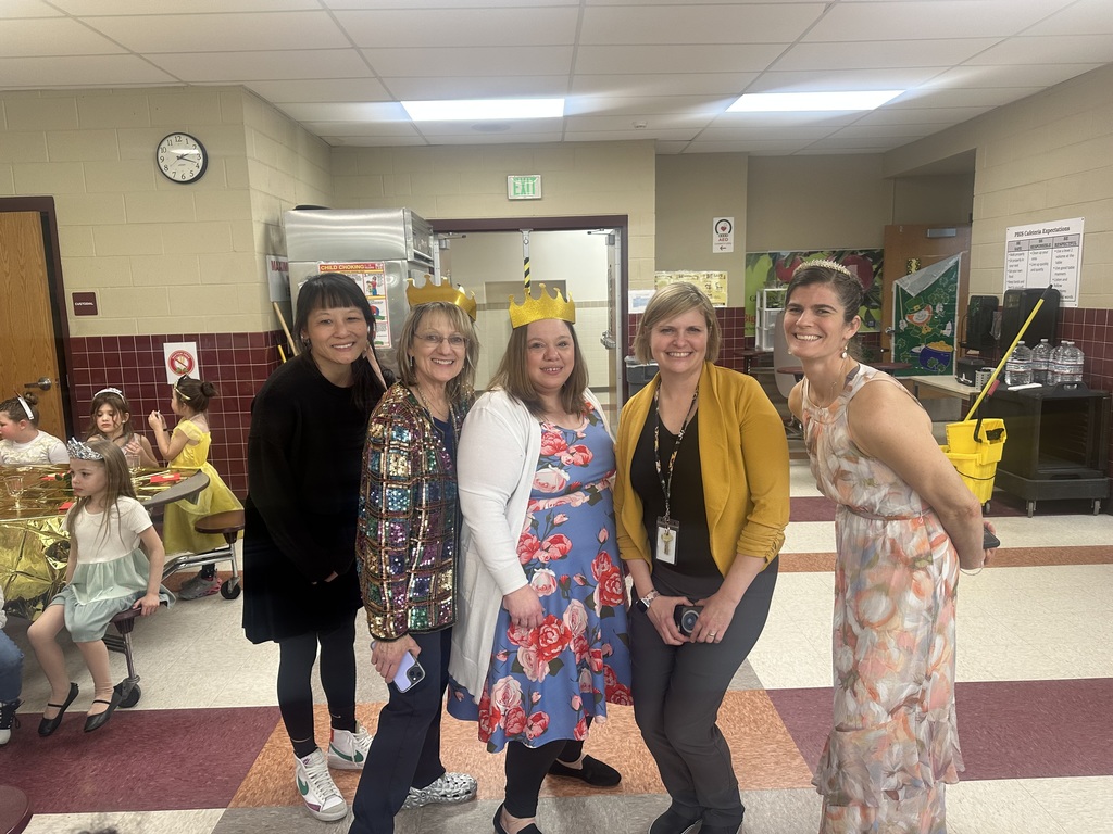 A Royal Celebration in Kindergarten! 👑✨  Our Kindergarten scholars had a majestic time during the CKLA Culminating Activity for the Kings and Queens unit! Dressed in their finest royal attire, they enjoyed a grand feast and a lively royal ball fit for kings and queens. Even our teachers joined in on the fun, making this magical event one to remember! 🎭🍽️👑  Check out these regal moments from our special day! 📸✨ #RoyalFun #KindergartenMagic #CKLACelebration
