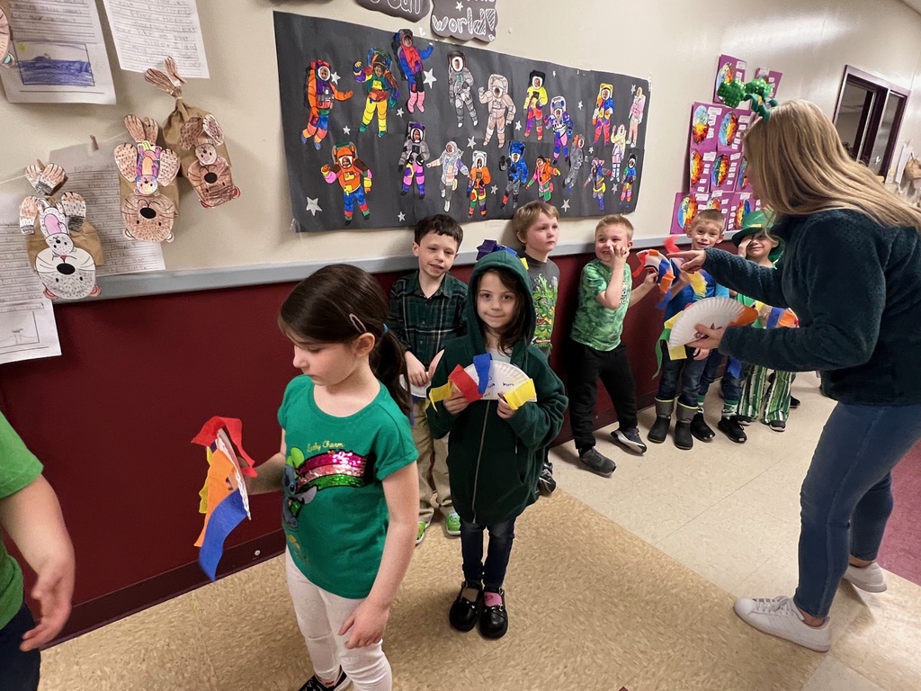 🍀📸 Kingsborough Elementary Scholars at the St. Paddy’s Parade! 🎉☘️  Our amazing Kingsborough Elementary scholars lit up the St. Patrick’s Day parade with their smiles, spirit, and plenty of green! 💚🎶🎊 Check out these fun moments from the celebration!  Did you see our crew marching by? Drop a ☘️ in the comments! #KingsboroughPride #StPaddysParade #LuckyAndProud