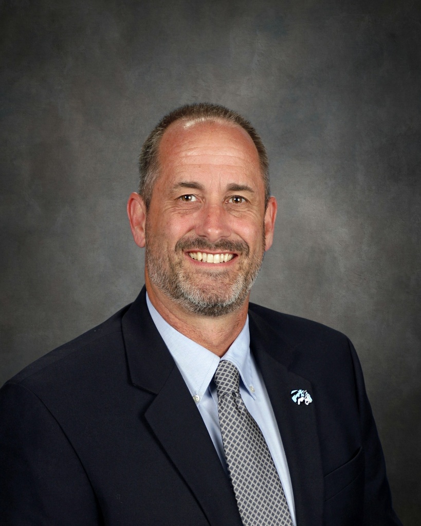 Travis Rink Headshot