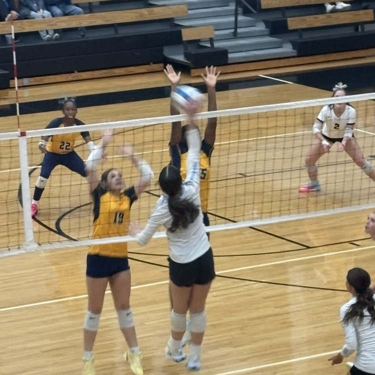 Tiger JV Volleyball goes 4-0 in the IKE JV Invite 