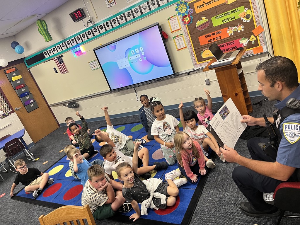 Goddard SRO Officer Lamer came to visit our kindergarten classes last week.