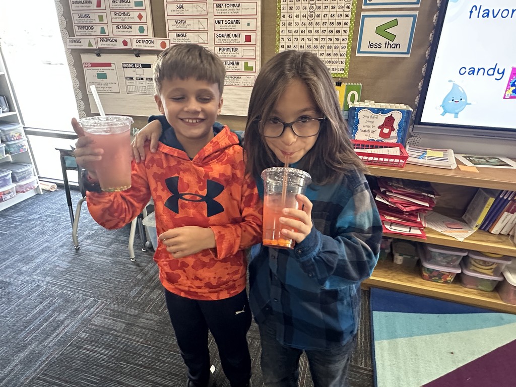 Mrs. Douglass’ class worked together to fill 80 water drops by completing 80 IXL lessons. We celebrated with a water bar!