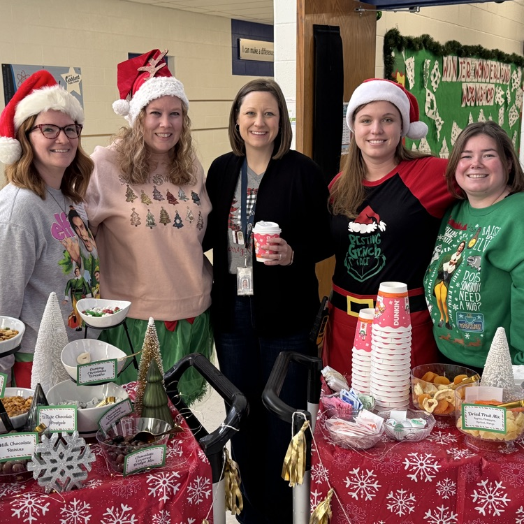 CDS PTO came around to spoil staff today and spread some holiday cheer!