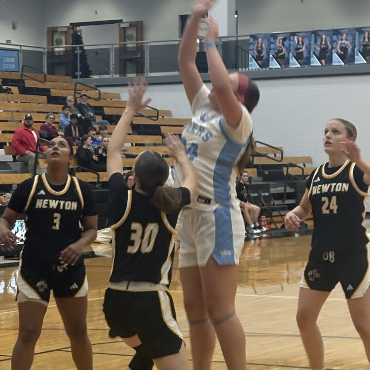 Lady Tiger Final from the Zoo 65-23 Tigers Win