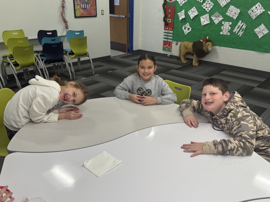 Cocoa cups in hand, marshmallow counts getting serious, and excitement buzzing through the halls.   Hot Cocoa Day was the perfect cozy pause before the break ahead.