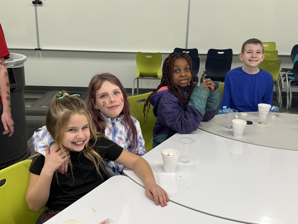 Cocoa cups in hand, marshmallow counts getting serious, and excitement buzzing through the halls.   Hot Cocoa Day was the perfect cozy pause before the break ahead.