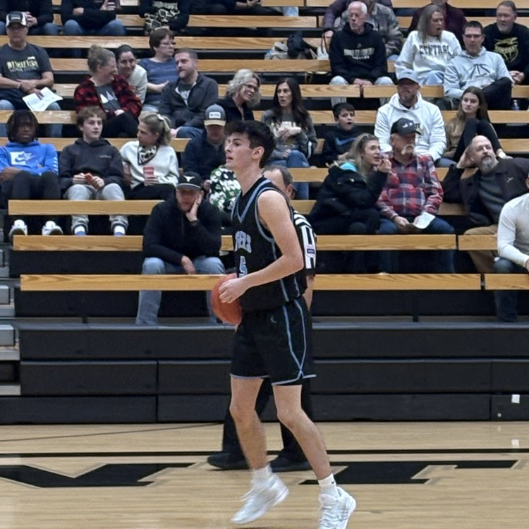 Boys' Basketball Final Tigers 63- Jags 50