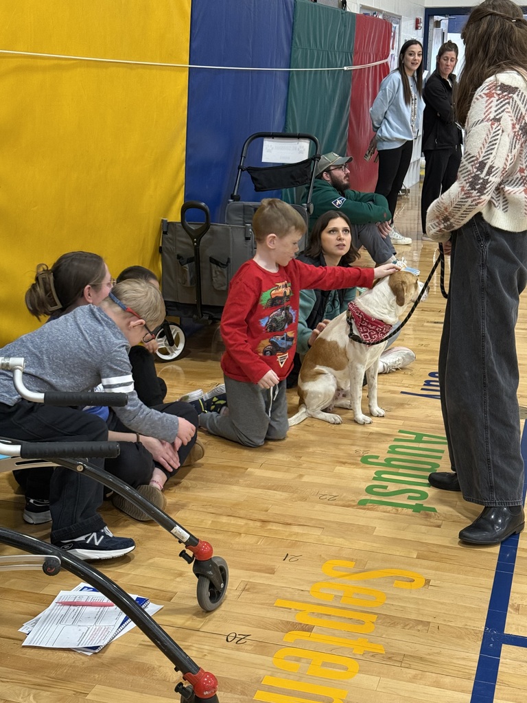 This year, our Earhart Cares service project is giving back to our community by supporting the Kansas Humane Society. Each grade level will be collecting specific donation items to help meet KHS’s most urgent needs and spread the love where it’s needed most. Donations will be collected January 26–30. Thank you for helping Earhart show how much we care!