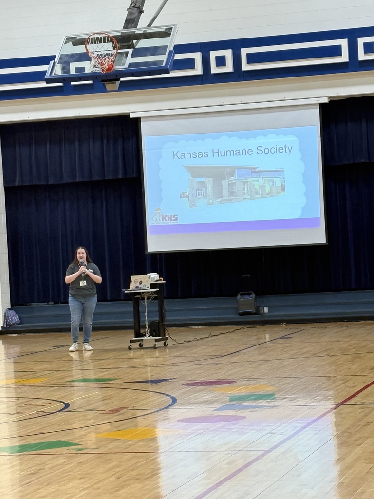 This year, our Earhart Cares service project is giving back to our community by supporting the Kansas Humane Society. Each grade level will be collecting specific donation items to help meet KHS’s most urgent needs and spread the love where it’s needed most. Donations will be collected January 26–30. Thank you for helping Earhart show how much we care!