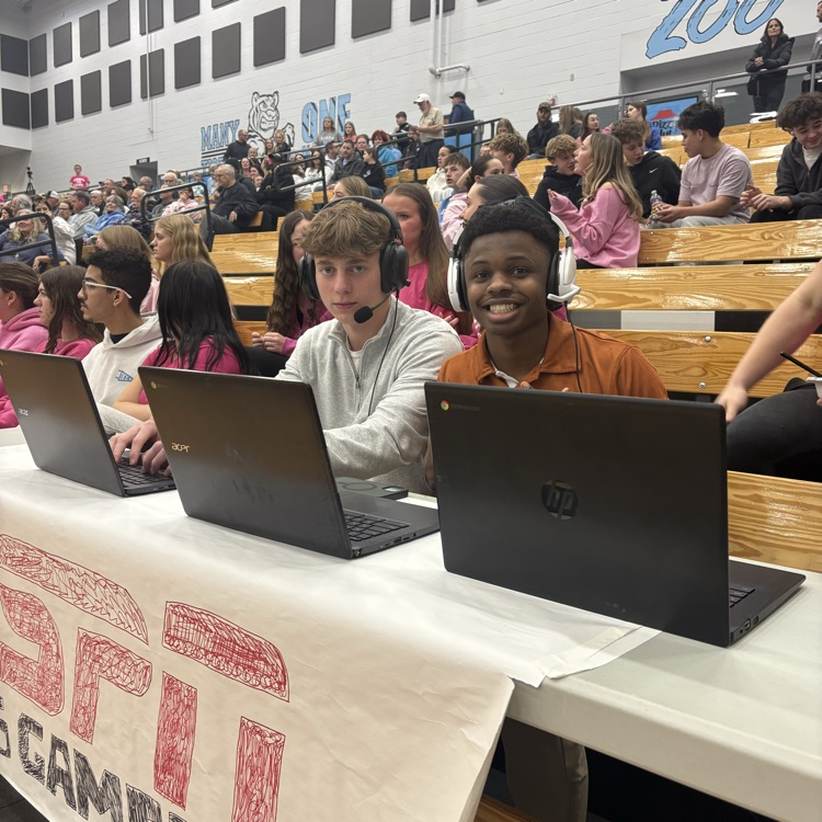 Halftime from the Zoo. Lady Tigers 35 - Lions 22